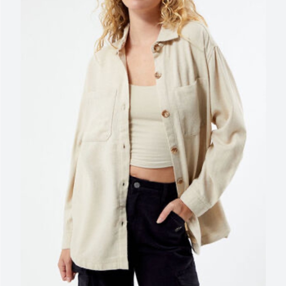 Women's oversized Button-Up shirt jacket